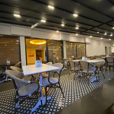 Mert Seaside (adults Only) Otel