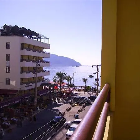 Mert Seaside (adults Only) 马尔马里斯