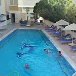 Mert Seaside (adults Only) 호텔 말마리스