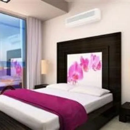 Mert Seaside (adults Only) מרמריס