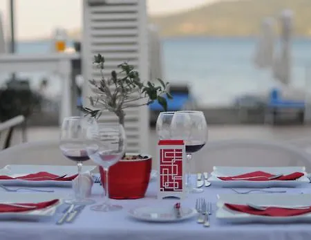 Mert Seaside (adults Only) 4* מרמריס